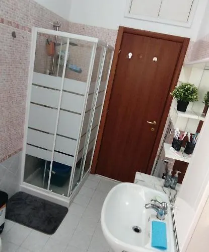 Claudia 's House